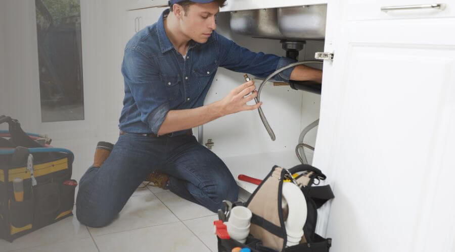 Professional Water heater repair in Webbville, KY